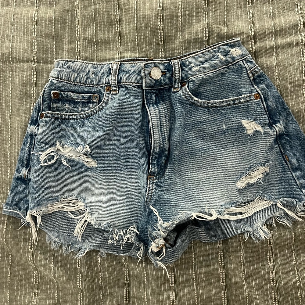 Garage festival denim shorts